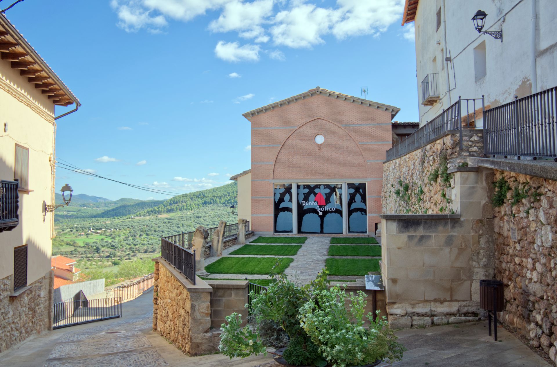 Iglesia de Sant Miguel, punto gótico ‘lo roser’